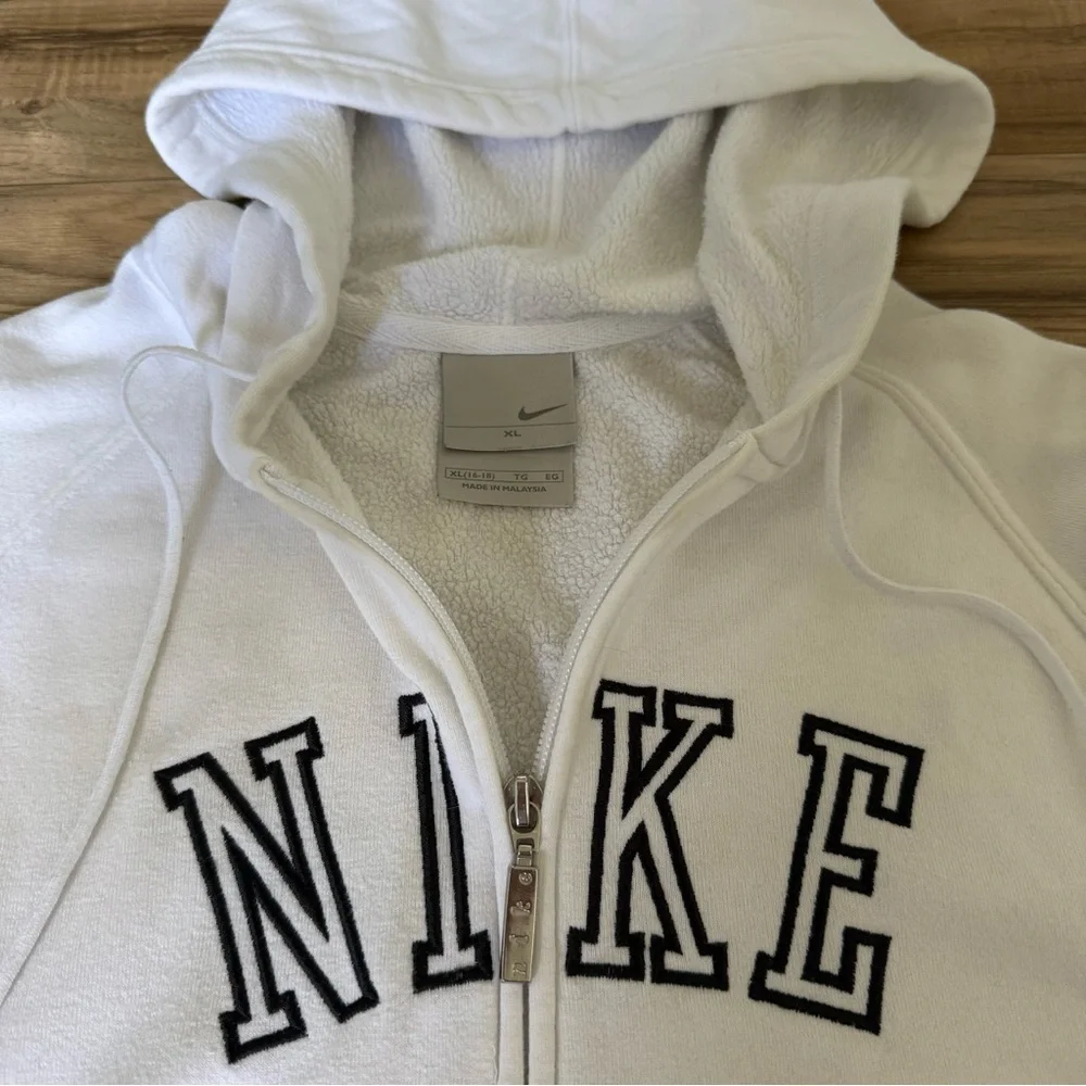 Nike White Embroidered Spell Out Logo Full Zip Up Hoodie Silver Tag Sweatshirt - Picture 4 of 10
